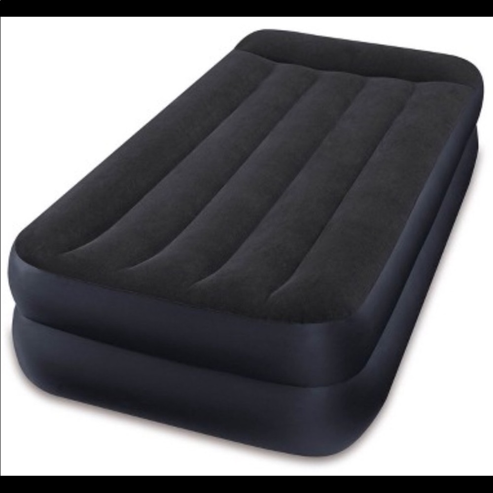 Twin size air mattress